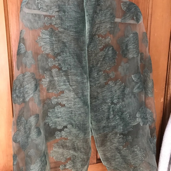 Two Layer Shawl - Picture 5 of 5